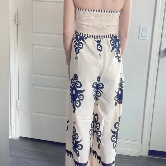Boho Shirred Bodice Wide
BOUTIQUE
Leg Jumpsuit - Picture 3 of 9